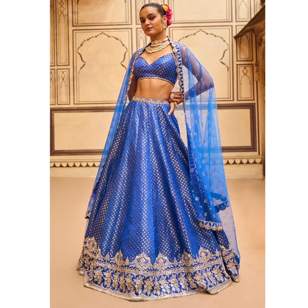 LASHKARAA Blue Brocade Embroidery Thread Sweetheart Star Pattern Lehenga Set